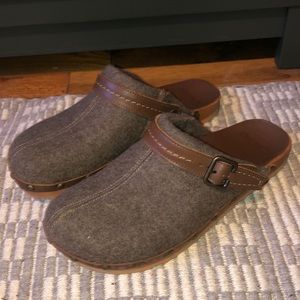 Kalso Wooden Sole Clogs *Denmark*